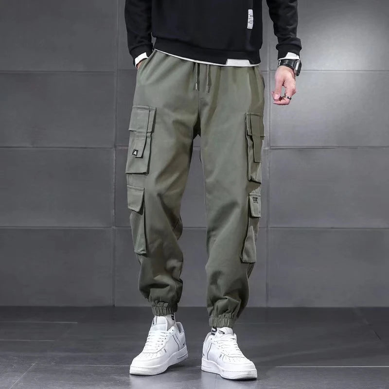 New Winter Lambswool Outdoor Waterproof Cargo Pants Men Warm Casual Pants Men Sportswear
